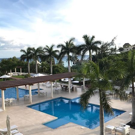 Magia Beachside Condo Плайя-дель-Кармен Екстер'єр фото